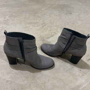 Cole Haan Grey Boots Size 8.5
